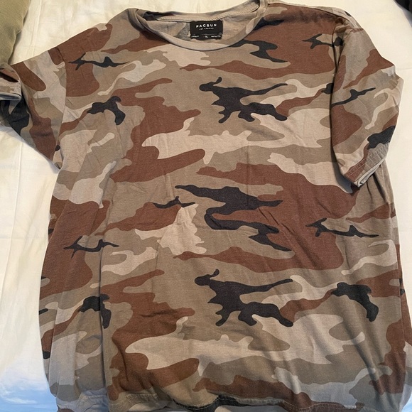 Mens tee - Picture 1 of 2